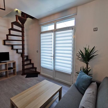 Charmant Appartement Dans Centre Meschers/Gironde Bagian luar foto