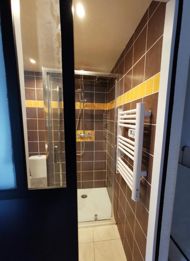 Charmant Appartement Dans Centre Meschers/Gironde Bagian luar foto