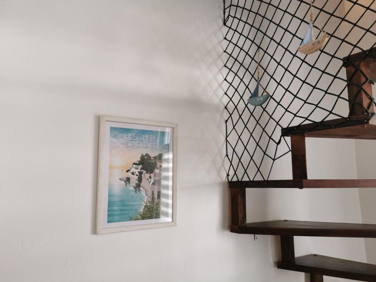 Charmant Appartement Dans Centre Meschers/Gironde Bagian luar foto